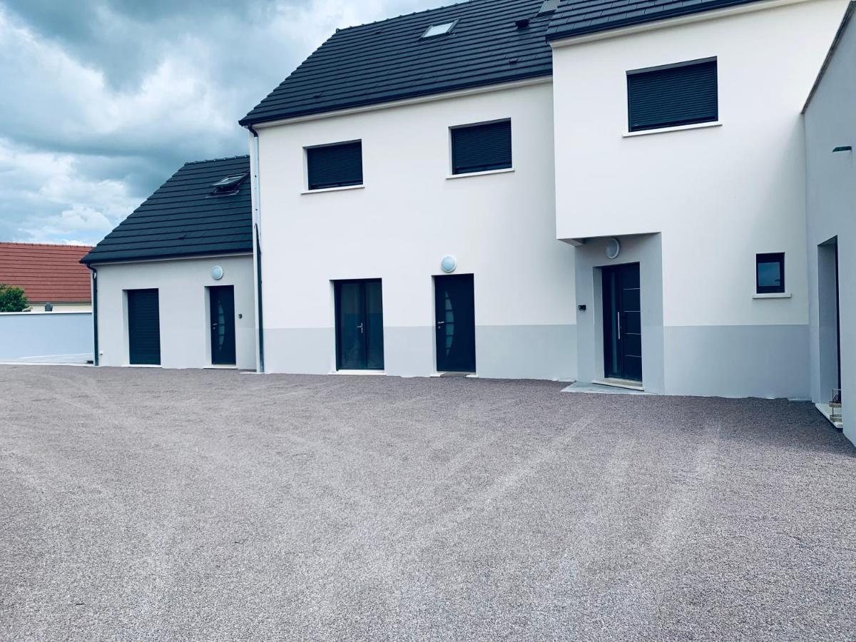 شقة Bella Vista, Parking Gratuit, 5 Min Auxerre Monéteau المظهر الخارجي الصورة